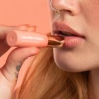 Lip Glow Ultra Shine Goiaba FPS 24 ella 4g 1