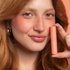 Lip Glow Ultra Shine Goiaba FPS 24 ella 4g 4