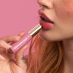Lip Balm Ultra Care Açaí FPS 24 ella 4g 1