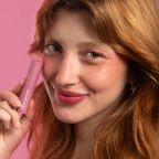 Lip Balm Ultra Care Açaí FPS 24 ella 4g 4